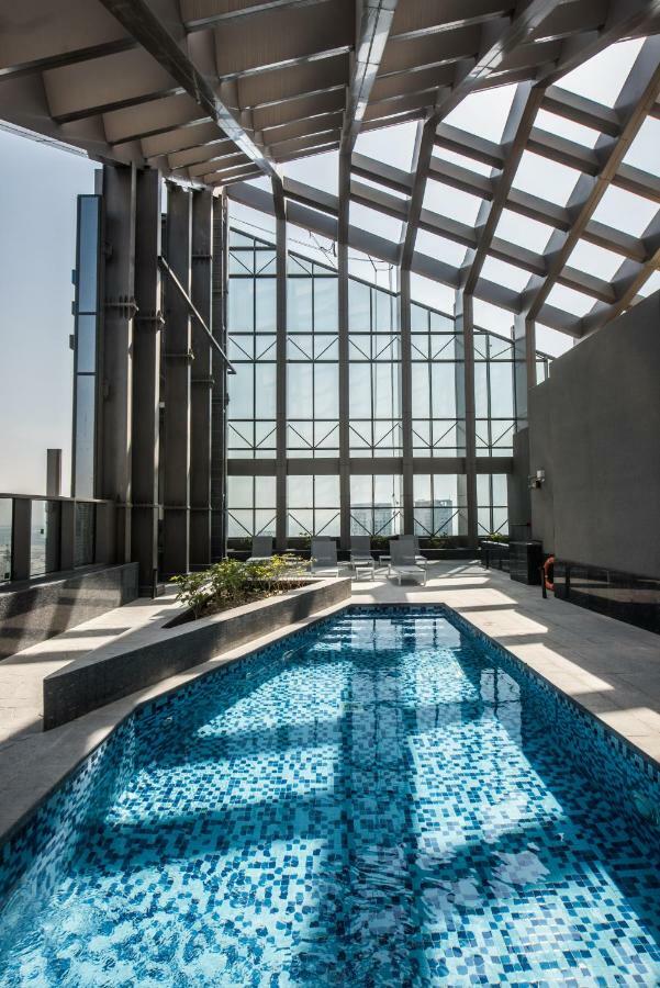 Fantastay Sparkle Tower Luxury 1 Br Dubai Exterior foto