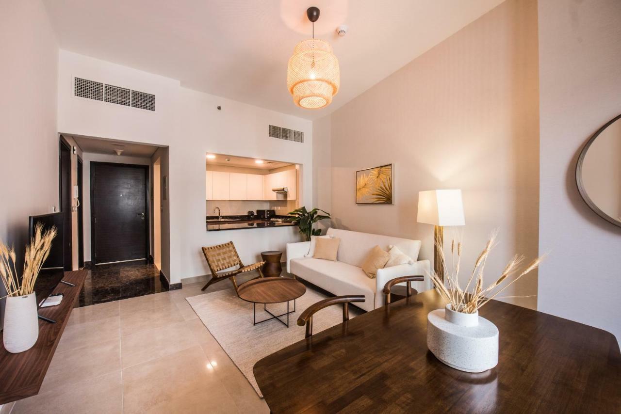 Fantastay Sparkle Tower Luxury 1 Br Dubai Exterior foto